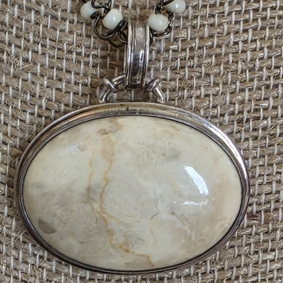 Vintage Double Chain Beaded Necklace With Sterling Silver And Stone Pendant - Picture 4 of 9